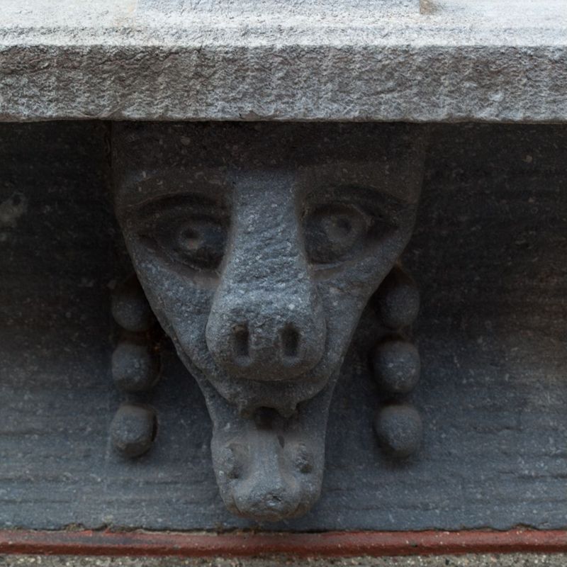 bas-relief[sculpture] / Maison, Liège, rue Patenier 29