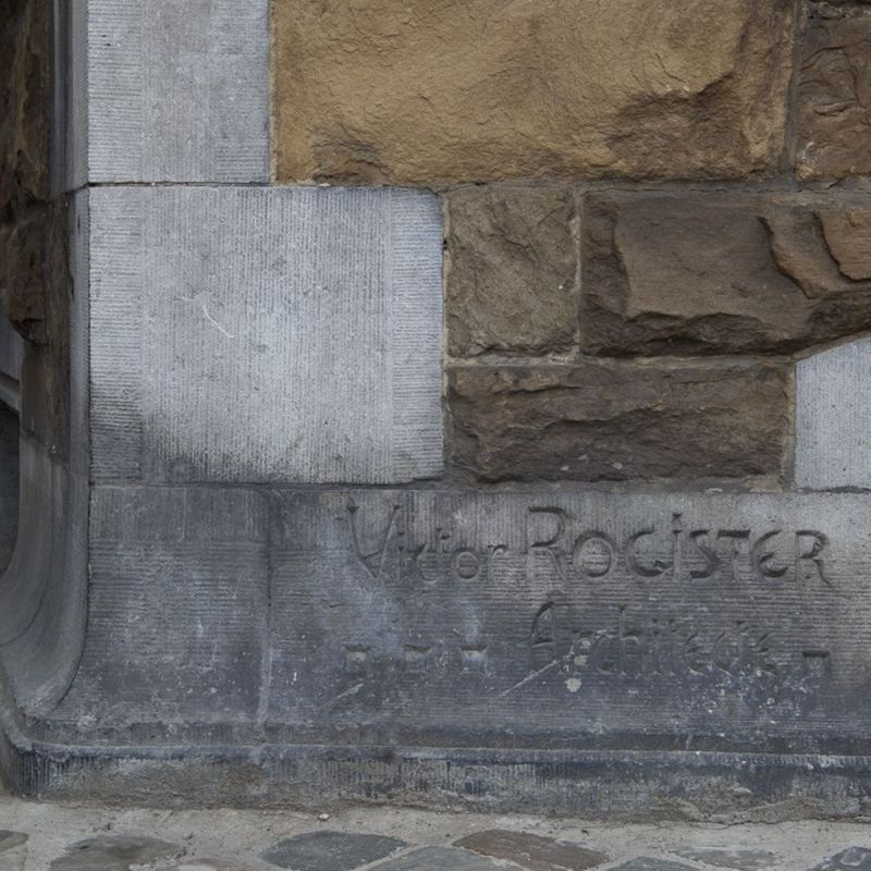 inscription[objet] / Maison, Liège, place du Congrès 19