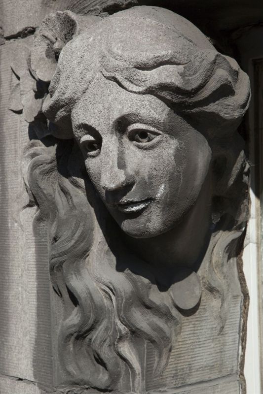 sculpture[objet] / Maison Lambotte[ancienne imprimerie], Liège, rue Ernest de Bavière 17