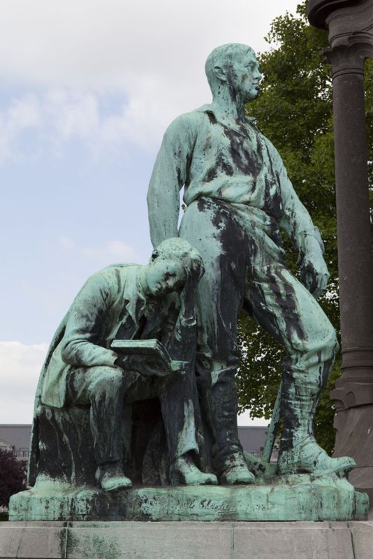 Monument à Jules Bara