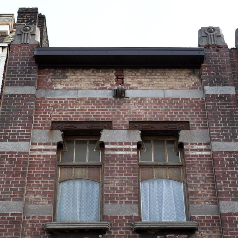 fenêtre[élément d'architecture] / Maison, Charleroi, rue Neuve 23