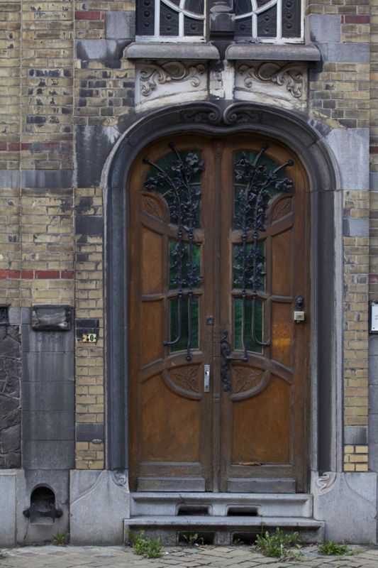 porte d'entrée / Maison des Médecins, Charleroi, rue Léon Bernus 40