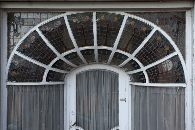 porte d'entrée / Maison, Lodelinsart, place du Chenois 60