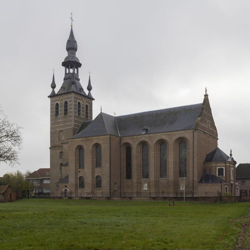 église en croix / Kerk Onze-Lieve-Vrouw[Kortenbos]