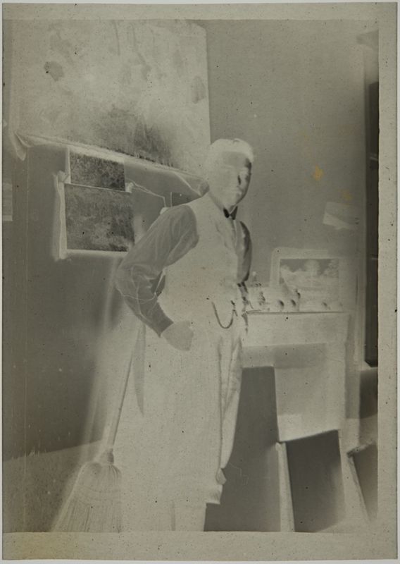 Henri Evenepoel dans son atelier