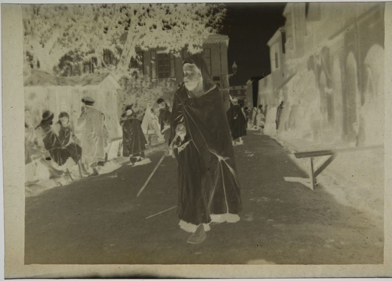 Scène de rue sur la place du marché arabe (Blida)