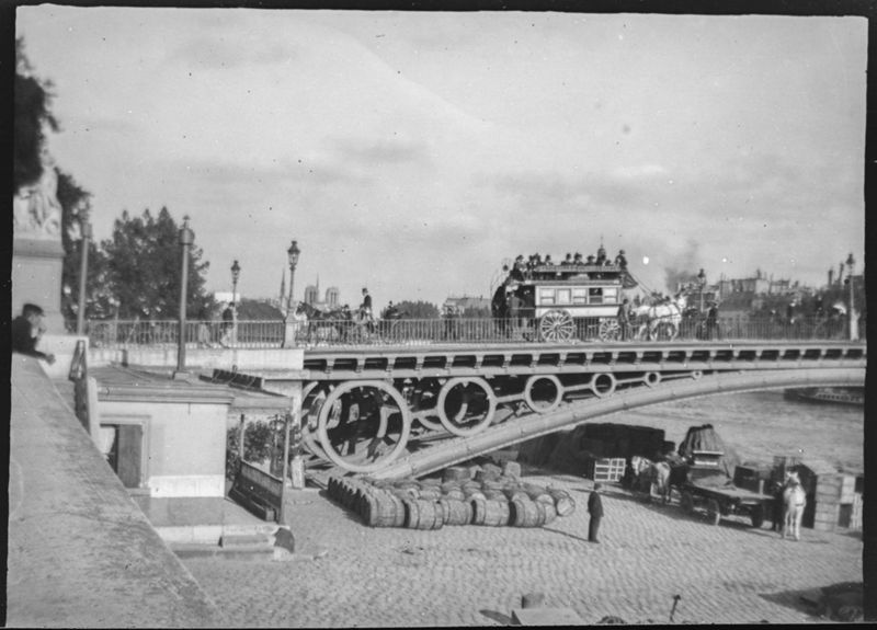 Scène de rue (l'omnibus Batignolles-Clichy-Odéon), Pont du Carrousel (Paris).