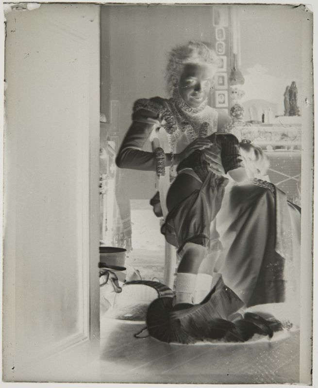 Louise De Mey-van Mattemburgh et Charles De Mey, rue Saint-Dominique (Paris)