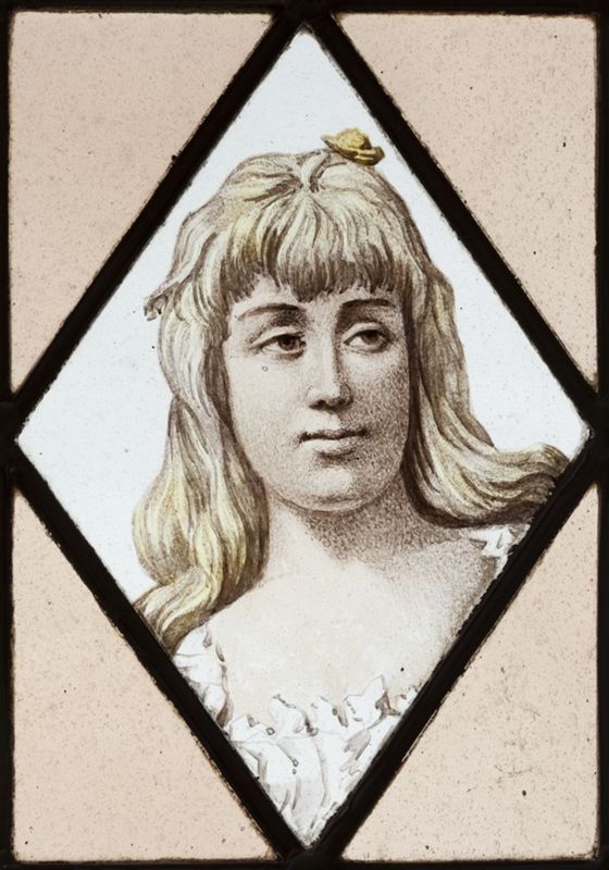 Portraits des jeunes femmes