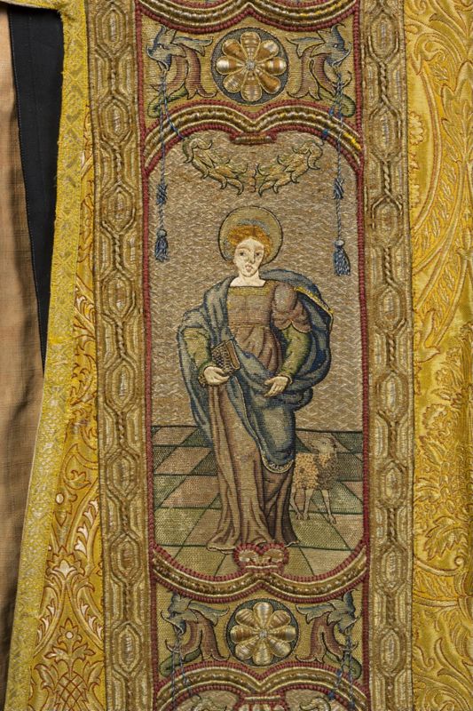 Kerstgewaad met Het leven van Maria en heiligen