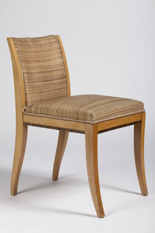 chaise / Musée David et Alice Van Buuren