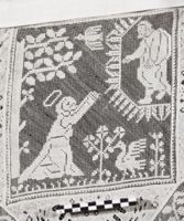 X085774