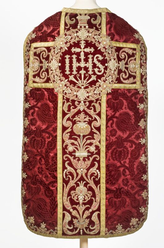 chasuble / Kerk Sint-Carolus Borromeus[Antwerpen]