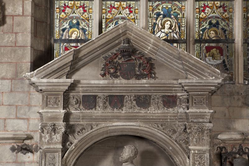 Grafmonument van Arnoul de Hornes en zijn echtgenote