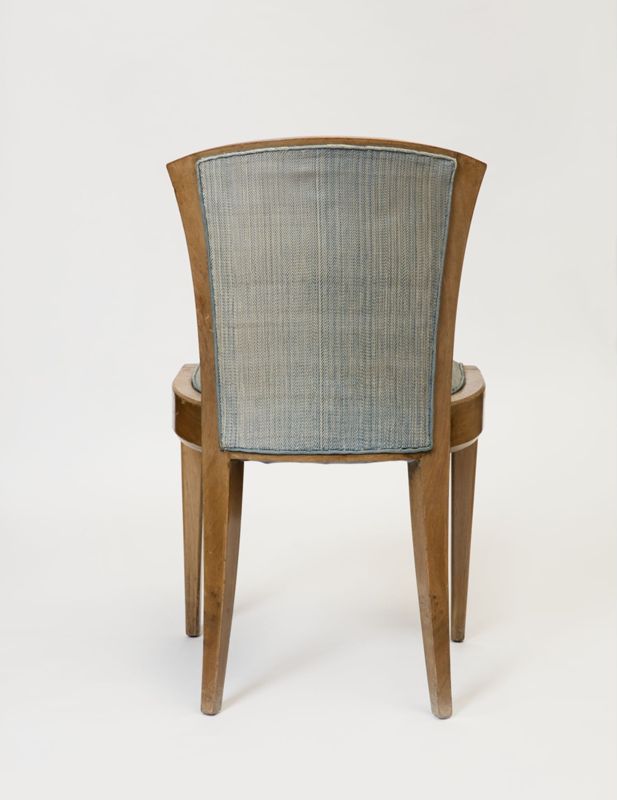 chaise / Musée David et Alice Van Buuren