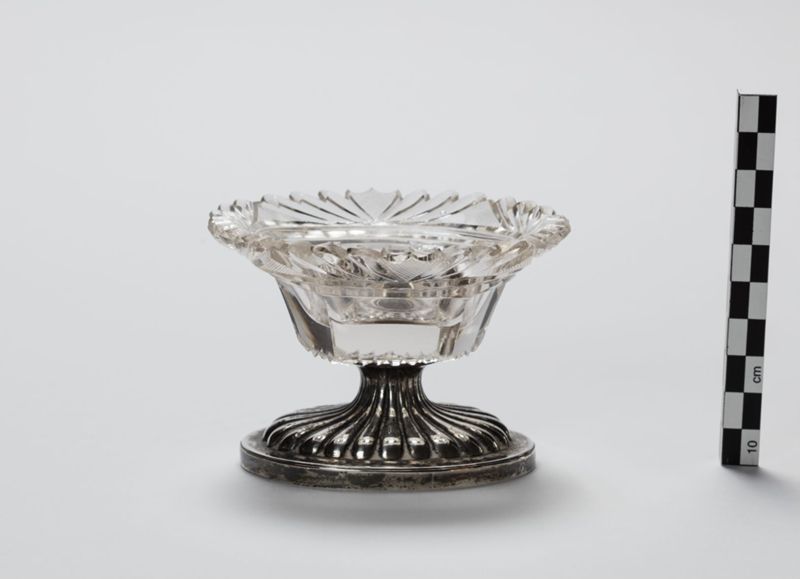 coupe décorative / Musée David et Alice Van Buuren