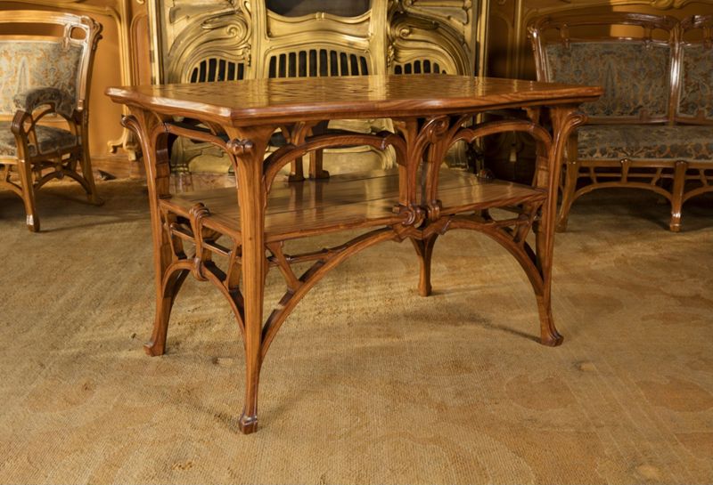 table[meuble] / Hôtel Solvay, Bruxelles, avenue Louise 224