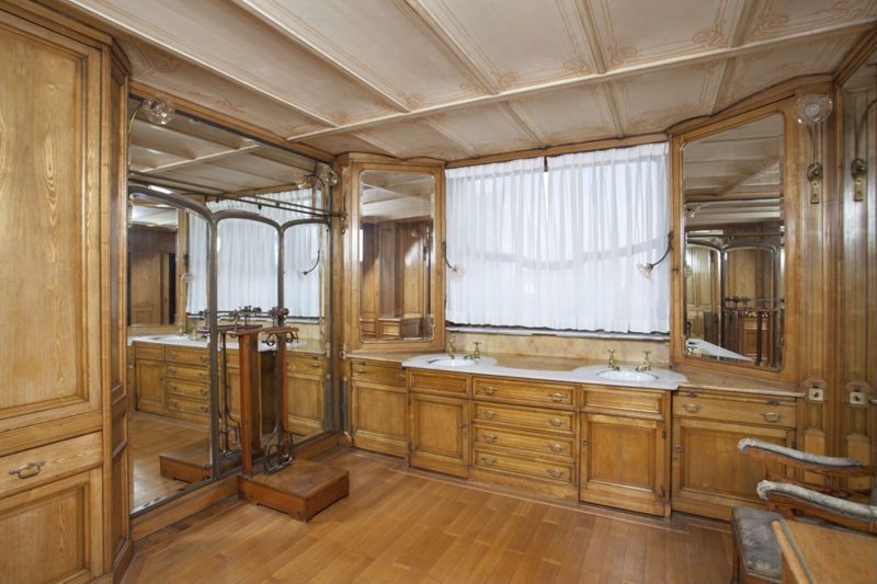 lavabo[sanitaire] / Hôtel Solvay, Bruxelles, avenue Louise 224