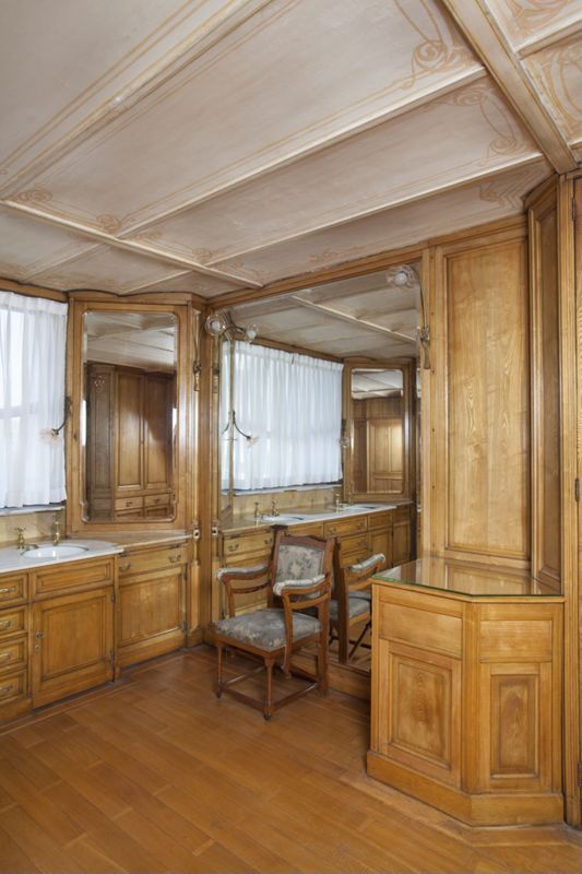 armoire / Hôtel Solvay, Bruxelles, avenue Louise 224