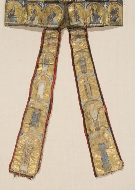 mitre / Trésor d'Oignies [Institut des Soeurs de Notre-Dame]