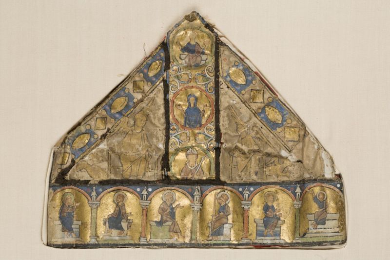 mitre / Trésor d'Oignies [Institut des Soeurs de Notre-Dame]