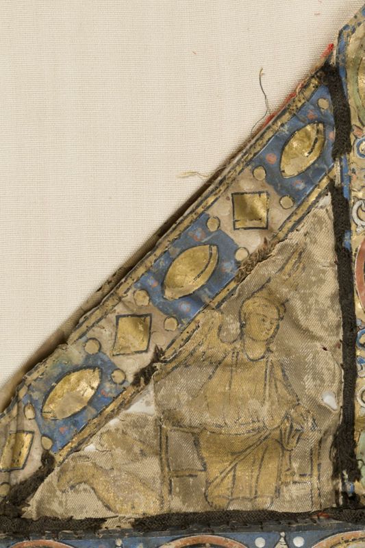 mitre / Trésor d'Oignies [Institut des Soeurs de Notre-Dame]