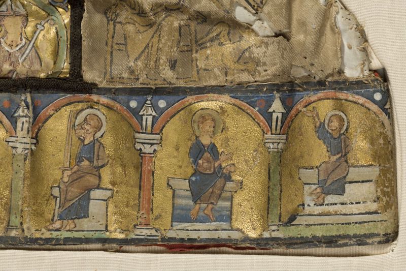 mitre / Trésor d'Oignies [Institut des Soeurs de Notre-Dame]
