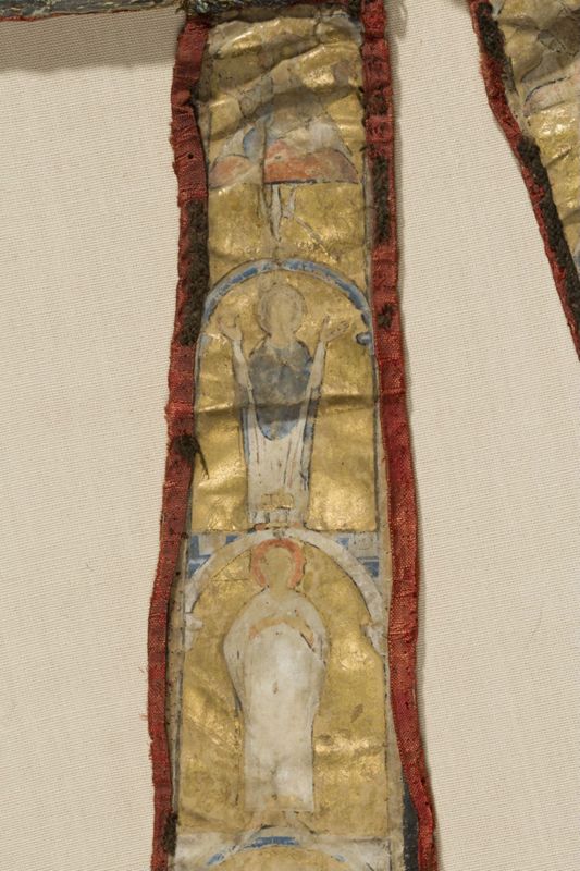 mitre / Trésor d'Oignies [Institut des Soeurs de Notre-Dame]