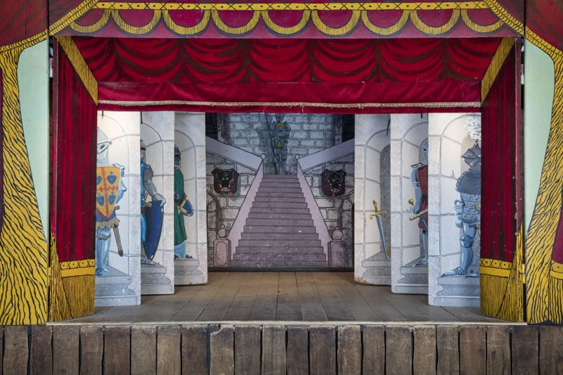 Décor de la pièce "Les quatre fils Aymon"