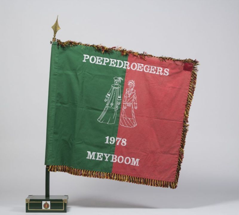 Drapeau des Poepedroegers du Meyboom de Bruxelles