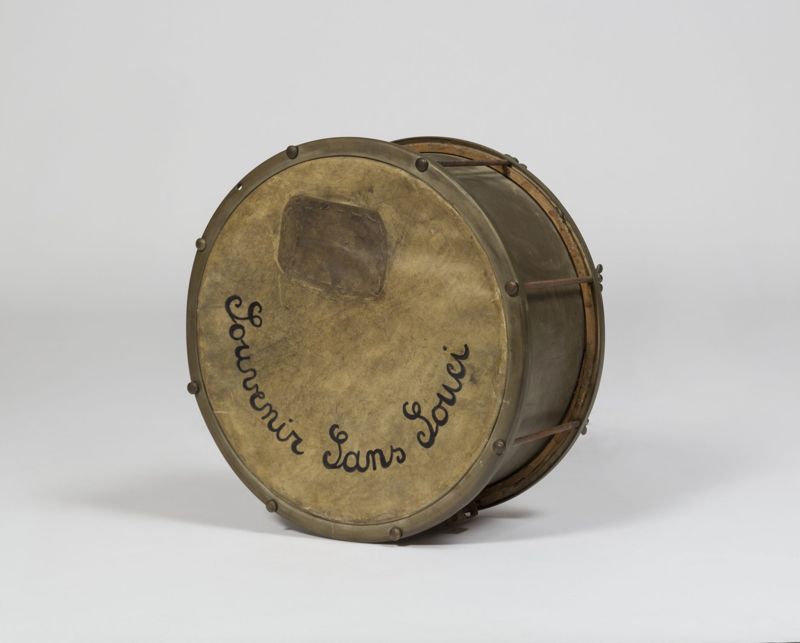 tambour[instrument] / Confrérie des Compagnons de Saint-Laurent du Meyboom[collection]