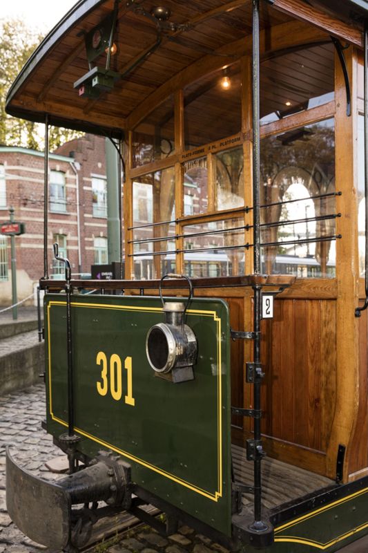 Tramway 984 et remorque 301