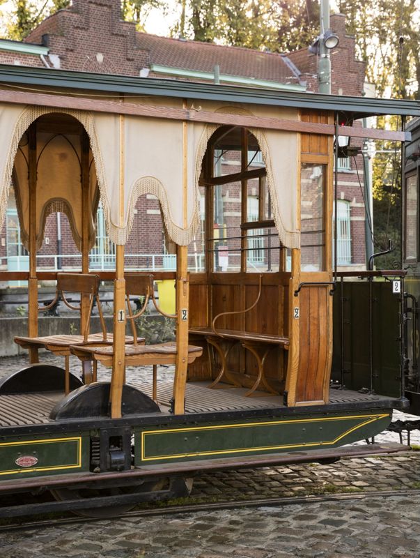 Tramway 984 et remorque 301