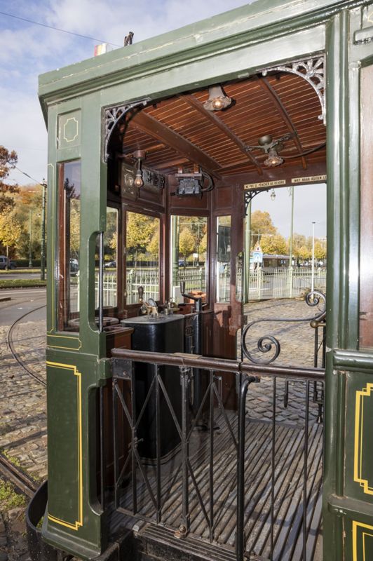 Tramway 984 et remorque 301