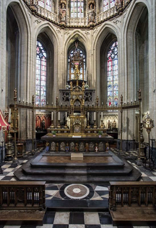 basilique / Kerk Sint-Martinus[Halle]