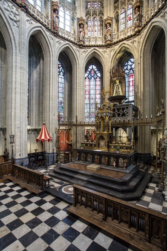 basilique / Kerk Sint-Martinus[Halle]