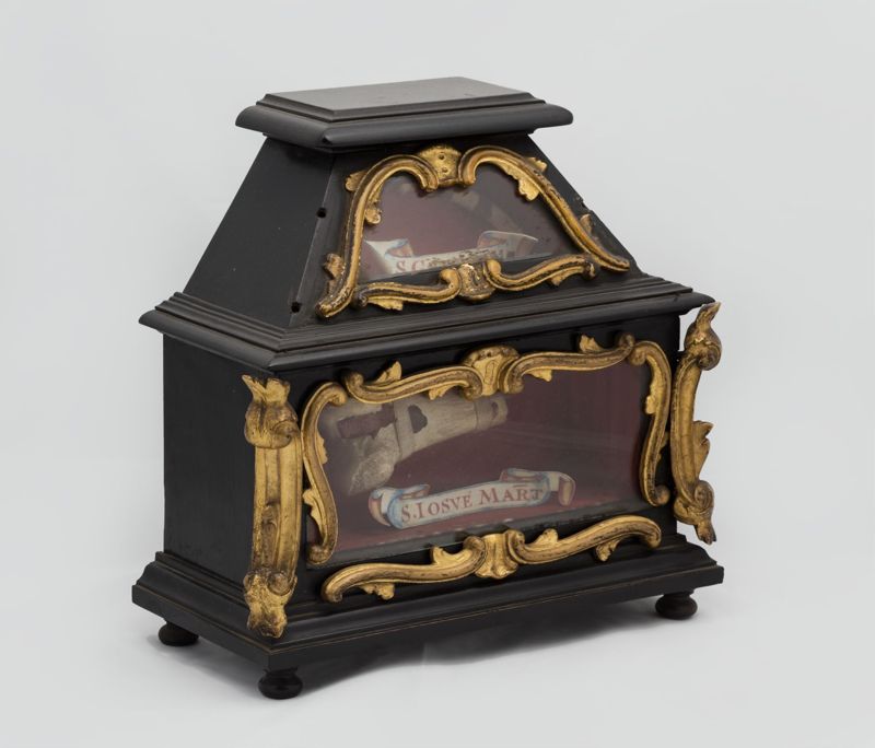 sarcophage-reliquaire / Eglise Notre-Dame de la Cambre et Saint-Philippe Néri[Ixelles]
