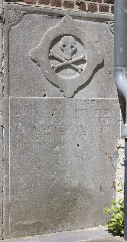 pierre tombale de De Ionker, Martinus
