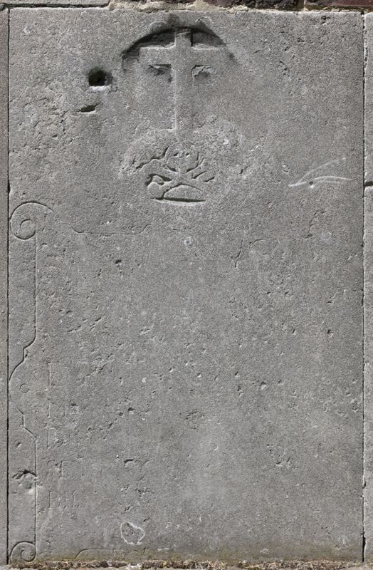 pierre tombale / Eglise Saint-Clément[Watermael-Boitsfort]