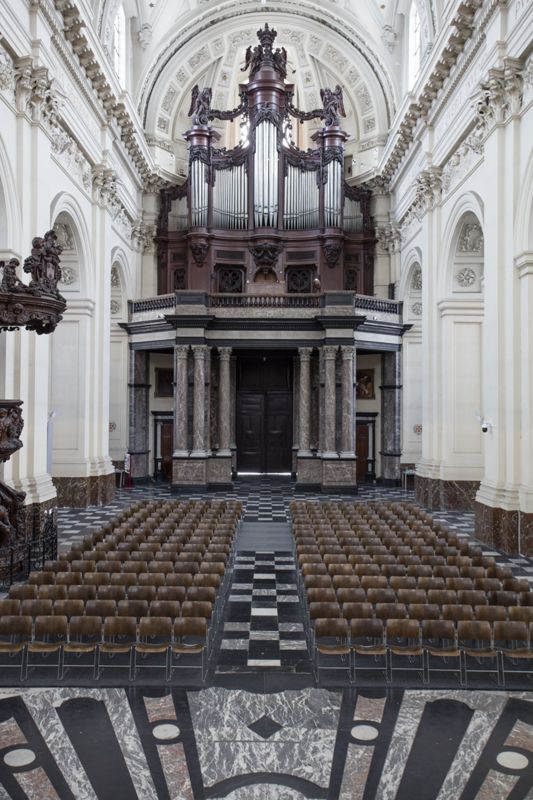 cathédrale / Cathédrale Saint-Aubain