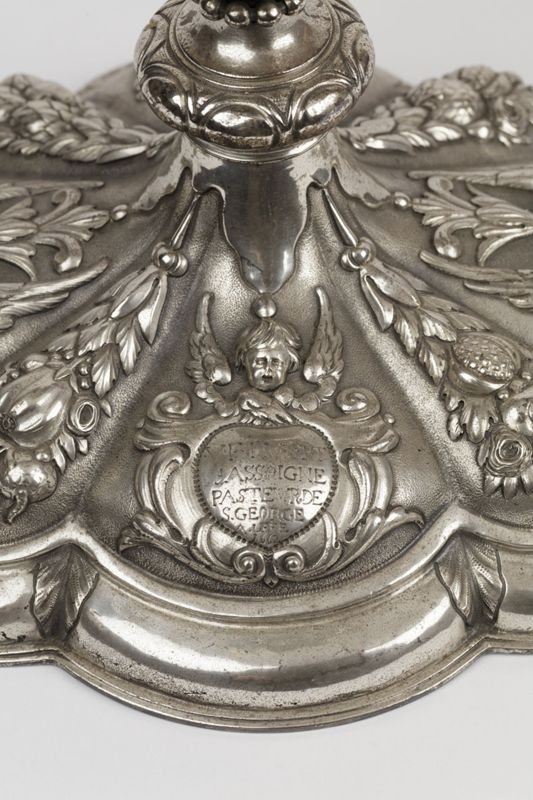 Ostensoir-soleil renfermant une relique de saint Georges