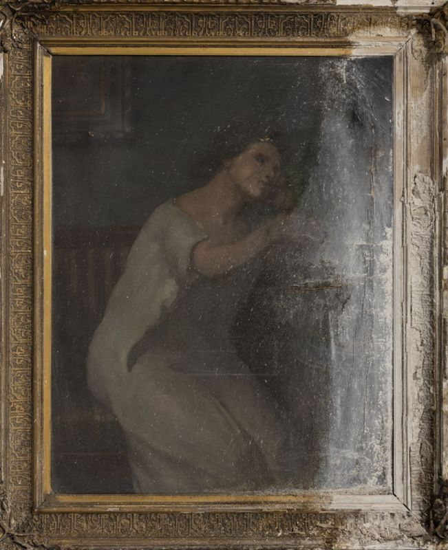 Femme à l'oiseau