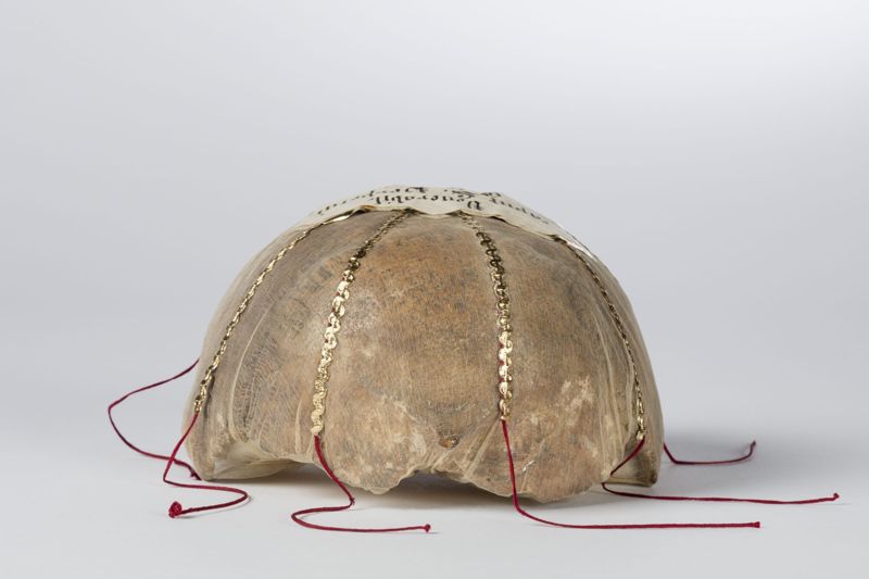 Crâne reliquaire de saint Perpète