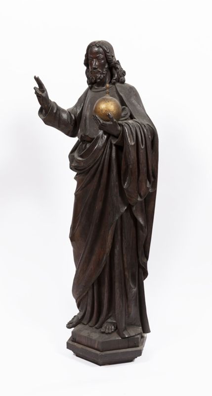 Christ sauveur tenant le globe