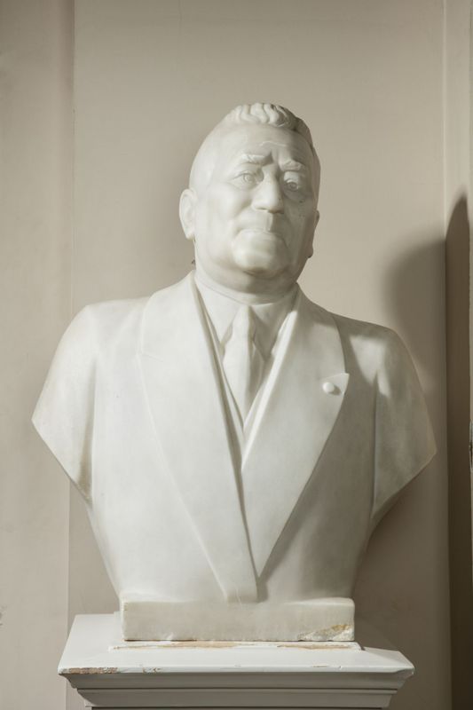 Portrait de Louis Coenen, bourgmestre de Saint-Gilles de 1947 à 1952