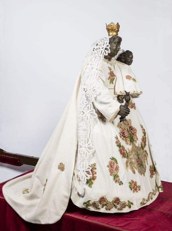 Vierge à l’enfant dite “Notre-Dame du Sablon”