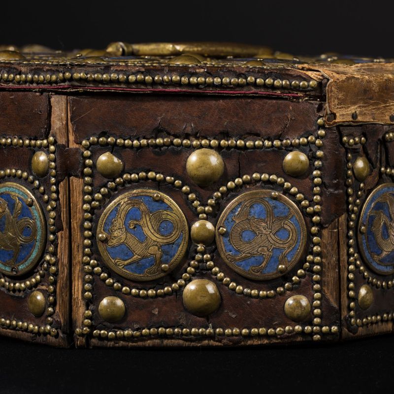 Coffret-écrin de la couronne-reliquaire des saintes Épines
