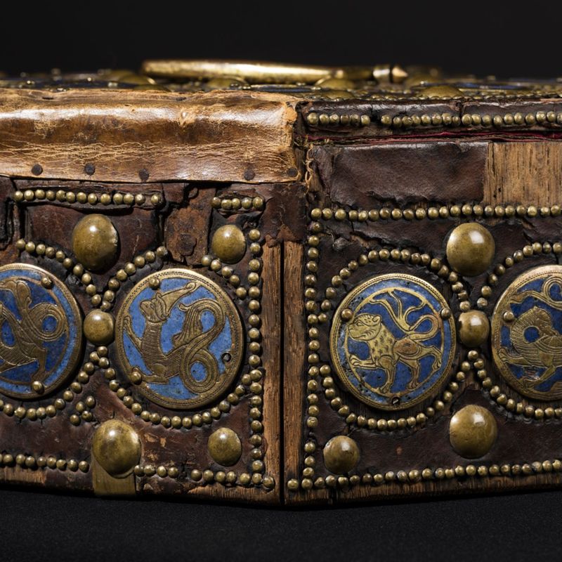 Coffret-écrin de la couronne-reliquaire des saintes Épines