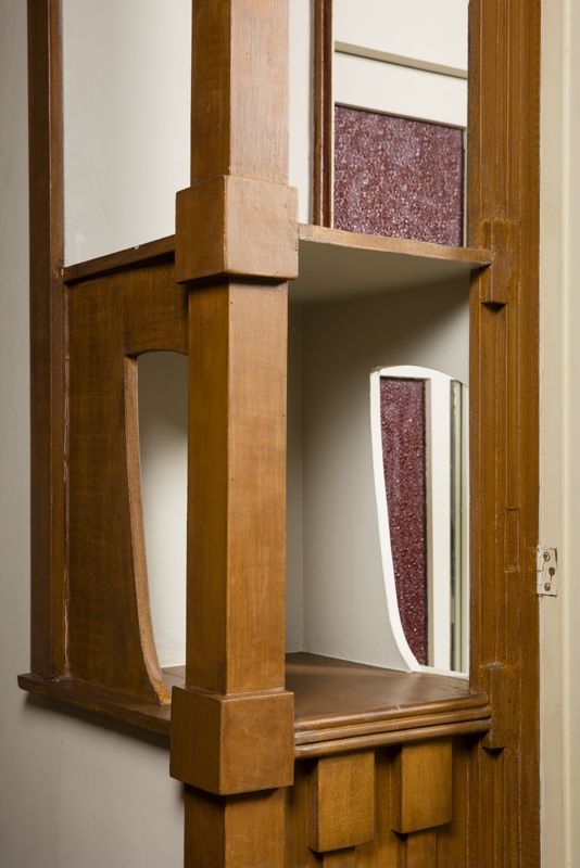 porte à deux battants / Maison Paul et Lina Cauchie