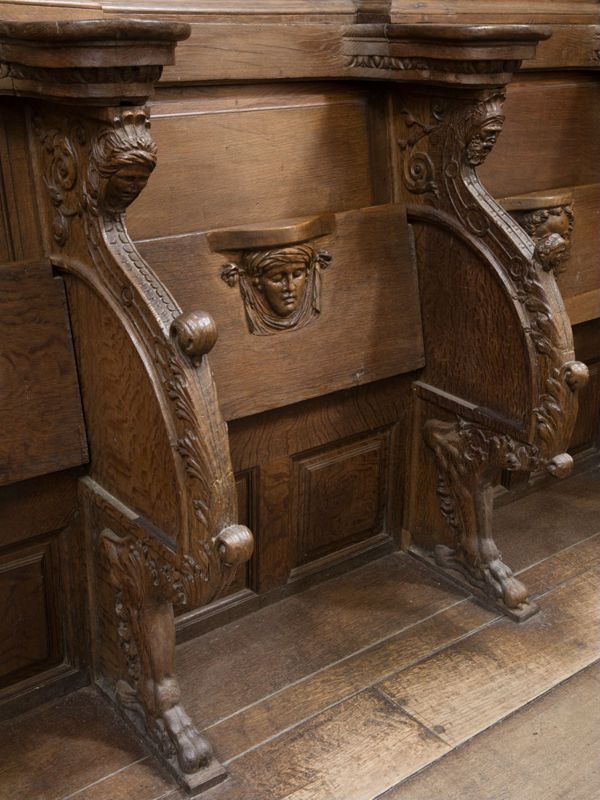 Stalles du choeur des dames (ouest)